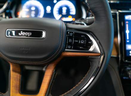 Jeep - Grand Cherokee