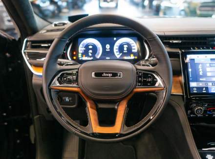 Jeep - Grand Cherokee