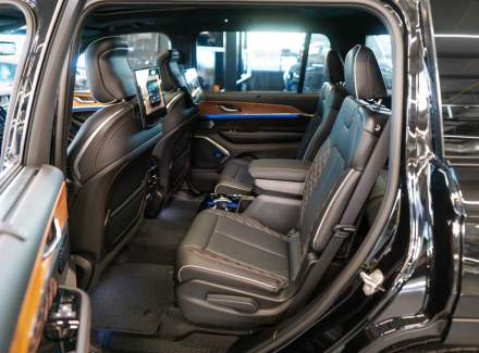 Jeep - Grand Cherokee