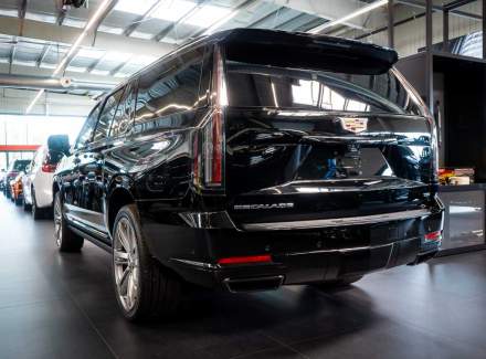 Cadillac - Escalade