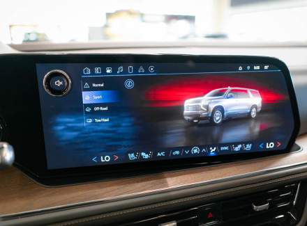 Chevrolet - Suburban