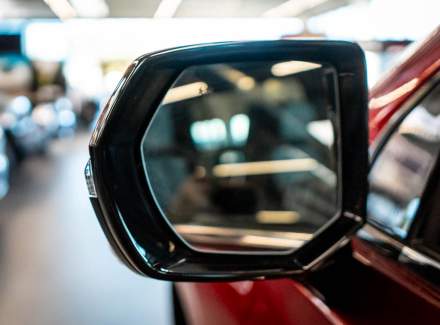 Chevrolet - Suburban