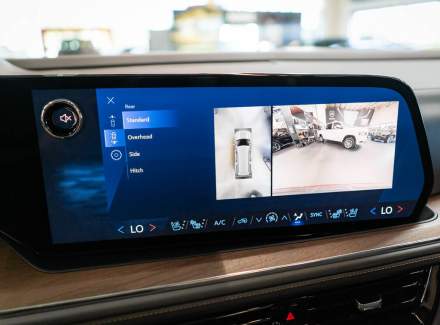 Chevrolet - Suburban