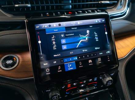 Jeep - Grand Cherokee