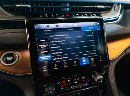 Jeep - Grand Cherokee