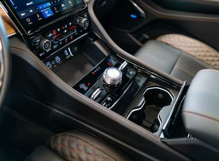 Jeep - Grand Cherokee