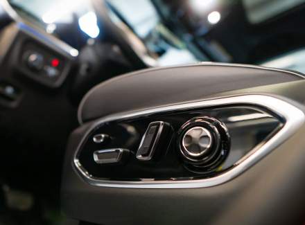 Jeep - Grand Cherokee