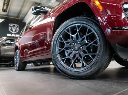 Jeep - Grand Cherokee