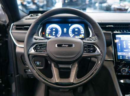 Jeep - Grand Cherokee