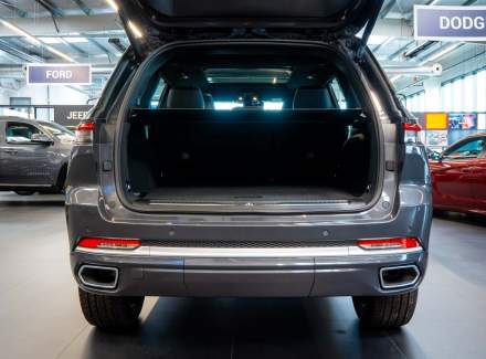 Jeep - Grand Cherokee