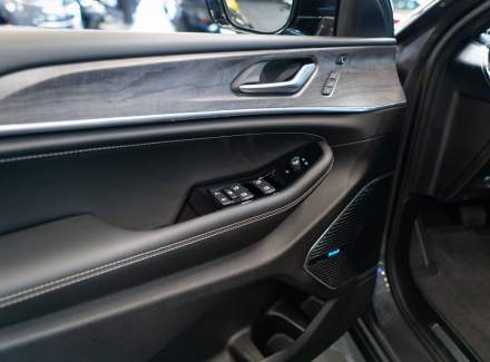 Jeep - Grand Cherokee