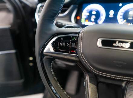 Jeep - Grand Cherokee