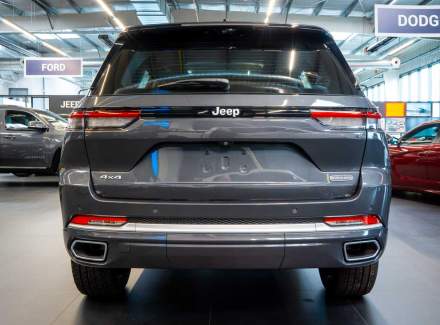 Jeep - Grand Cherokee