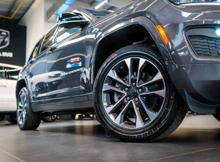 Jeep - Grand Cherokee