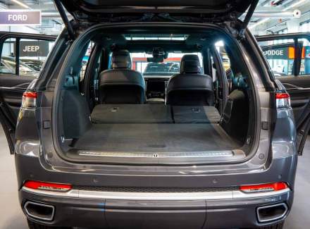 Jeep - Grand Cherokee