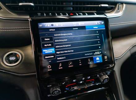 Jeep - Grand Cherokee