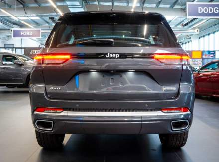 Jeep - Grand Cherokee