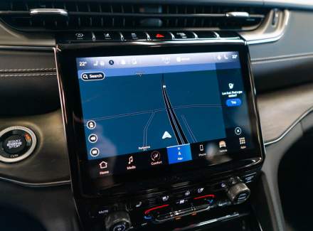 Jeep - Grand Cherokee