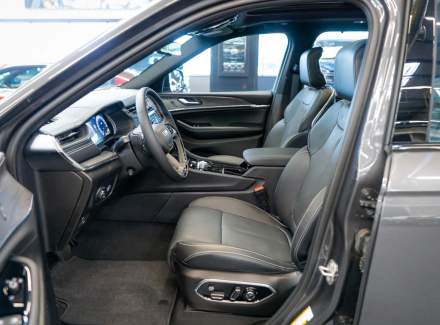 Jeep - Grand Cherokee