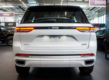 Jeep - Grand Cherokee