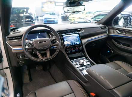 Jeep - Grand Cherokee