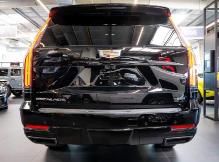 Cadillac - Escalade