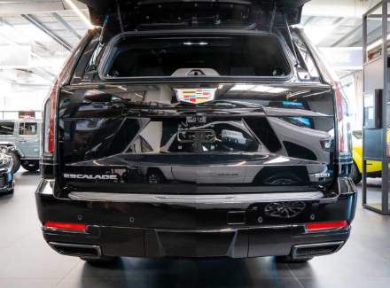 Cadillac - Escalade