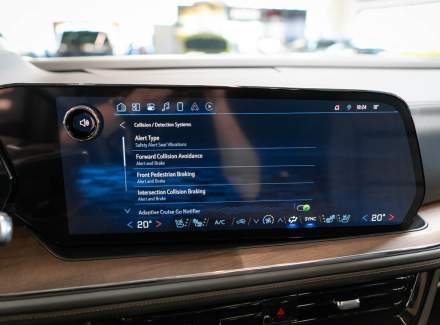 Chevrolet - Suburban