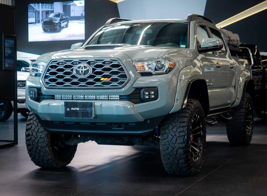 Toyota - Tacoma
