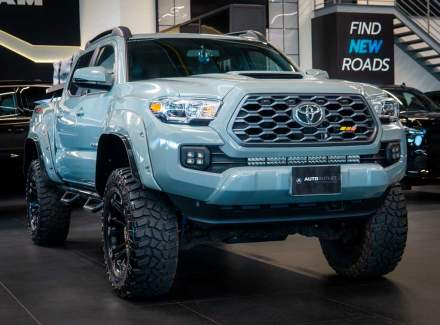 Toyota - Tacoma