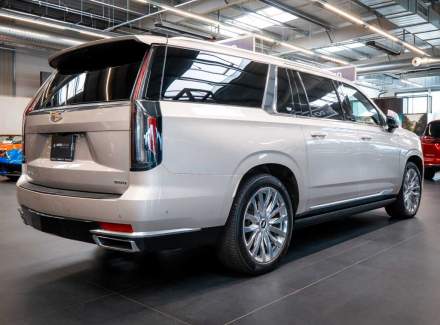 Cadillac - Escalade
