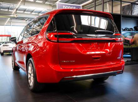 Chrysler - Pacifica