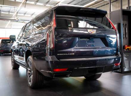 Cadillac - Escalade