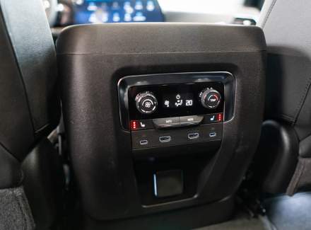 Chevrolet - Suburban