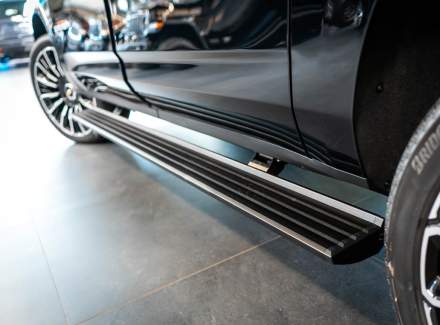 Chevrolet - Suburban