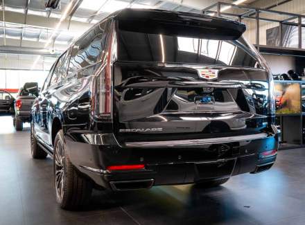 Cadillac - Escalade
