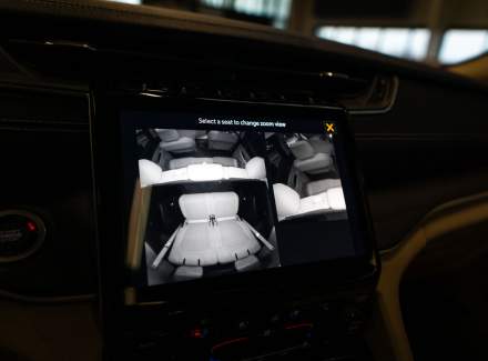 Jeep - Grand Cherokee