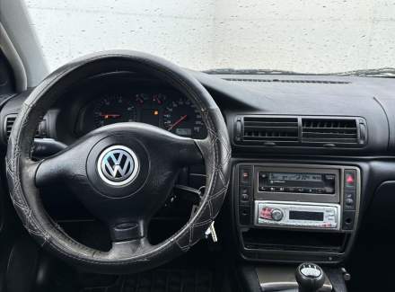 Volkswagen - Passat