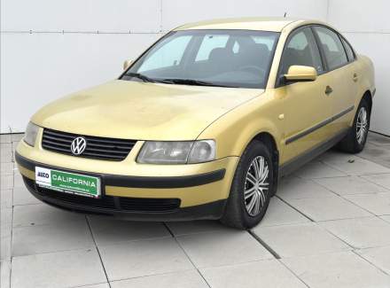 Volkswagen - Passat