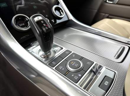 Land Rover - Range Rover