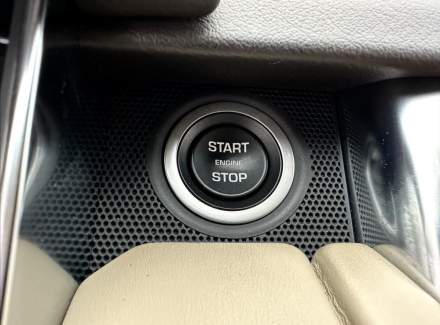 Land Rover - Range Rover