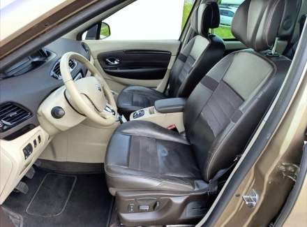 Renault - Scenic