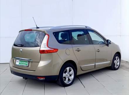 Renault - Scenic