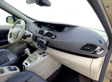 Renault - Scenic
