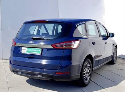 Ford - S-MAX