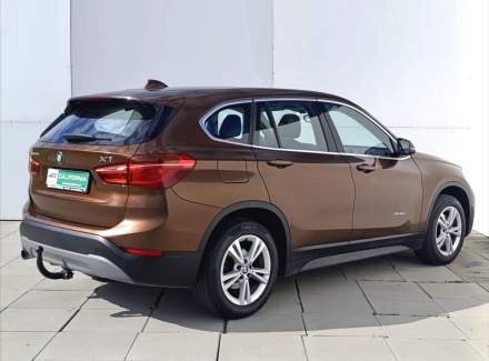 BMW - X1