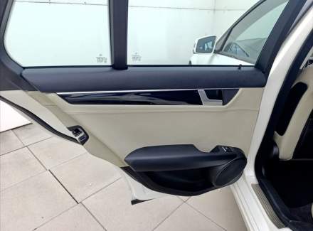 Mercedes-Benz - C-class