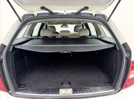 Mercedes-Benz - C-class