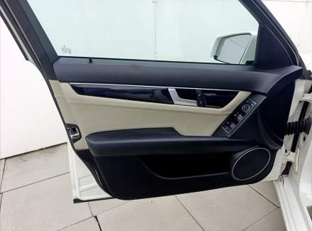 Mercedes-Benz - C-class
