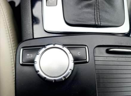 Mercedes-Benz - C-class